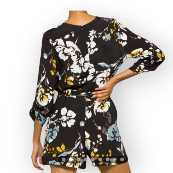 Yumi Kim Love Triangle Liz Romper Floral Faux Wrap V Neck Fun Black Size Small - Picture 2 of 11